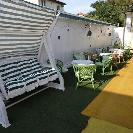 Vila Sheila Apartment Costinesti Luaran gambar