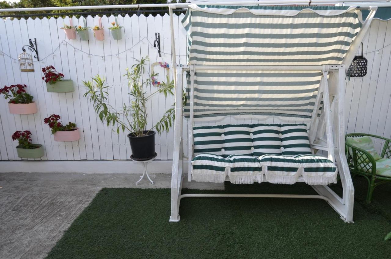 Vila Sheila Apartment Costinesti Luaran gambar